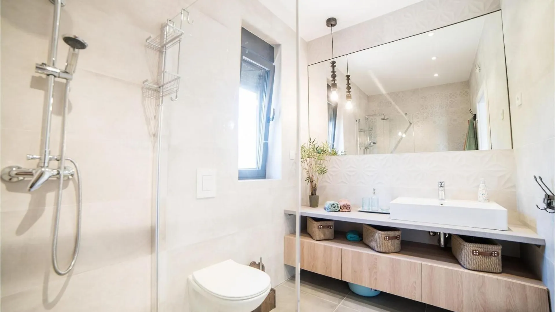 Villa Castello Suzan Holiday home