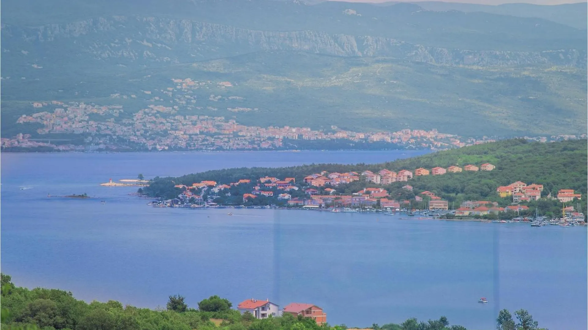Villa Castello Suzan 0*,